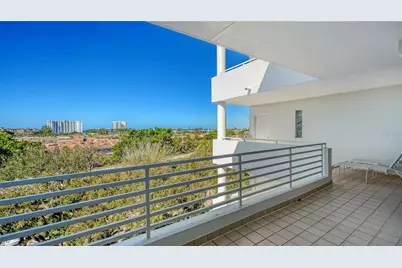 2410 Harbourside Drive #142, Longboat Key, FL 34228 - Photo 35