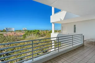 2410 Harbourside Dr, Longboat Key, FL 34228 - Photo 35