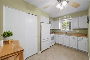 2304 Ringling Blvd, Sarasota, FL 34237 - Photo 7