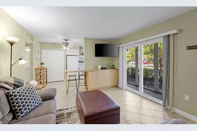 2304 Ringling Boulevard #103, Sarasota, FL 34237 - Photo 5