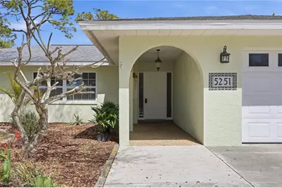 5251 Ashton Road, Sarasota, FL 34233 - Photo 9