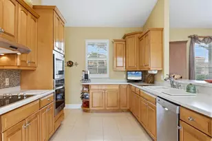 4501 Murcia Blvd, Sarasota, FL 34238 - Photo 15