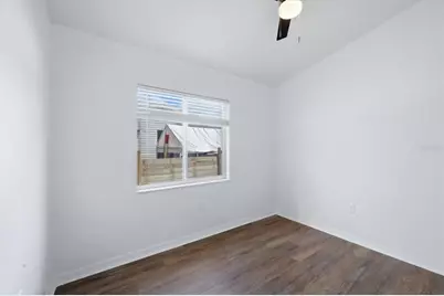 3502 19th Street W, Bradenton, FL 34205 - Photo 17