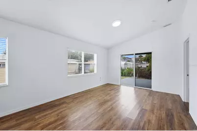 3502 19th Street W, Bradenton, FL 34205 - Photo 5