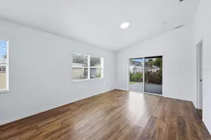 3502 19th St W, Bradenton, FL 34205 - Photo 5