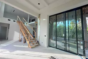 2100 McClellan Pkwy, Sarasota, FL 34239 - Photo 15