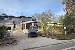 2100 McClellan Pkwy, Sarasota, FL 34239 - Photo 9
