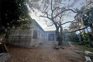 2100 McClellan Pkwy, Sarasota, FL 34239 - Photo 35