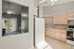 6110 9th Ave Cir NE, Bradenton, FL 34212 - Photo 7