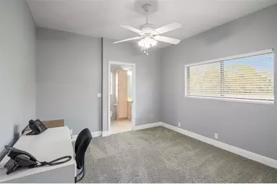 6110 Ninth Avenue Cir NE, Bradenton, FL 34212 - Photo 11