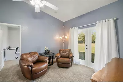 6110 Ninth Avenue Cir NE, Bradenton, FL 34212 - Photo 9