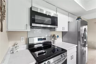 4611 Hidden View Pl, Sarasota, FL 34235 - Photo 23