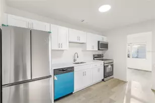 1778 23rd St, Sarasota, FL 34234 - Photo 7