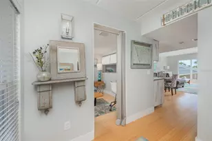 845 Benjamin Franklin Dr, Sarasota, FL 34236 - Photo 3