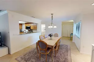 2749 Orchid Oaks Dr, Sarasota, FL 34239 - Photo 7