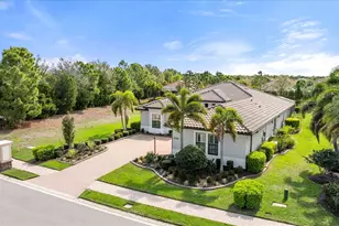 16316 Castle Park Terrace, Lakewood Ranch, FL 34202 - Photo 3