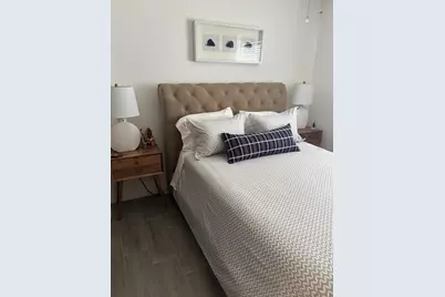 5689 Gardens Drive, Sarasota, FL 34243 - Photo 11