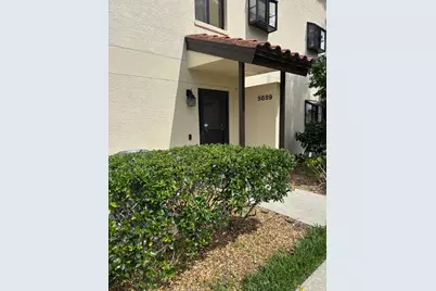 5689 Gardens Drive, Sarasota, FL 34243 - Photo 3