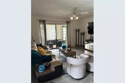 5689 Gardens Drive, Sarasota, FL 34243 - Photo 5