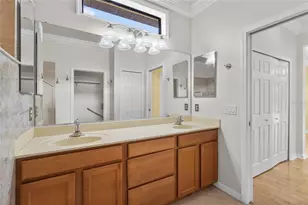 20528 Pezzana Dr, Venice, FL 34292 - Photo 15