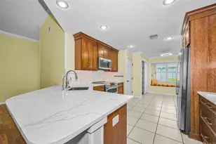 737 McCallister Ave, Sun City Center, FL 33573 - Photo 11