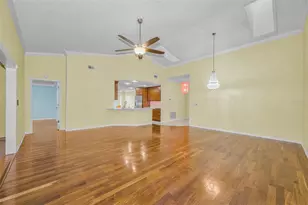 737 McCallister Ave, Sun City Center, FL 33573 - Photo 7