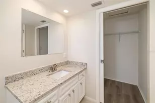 1097 Willis Ave, Sarasota, FL 34232 - Photo 33