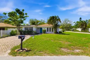 1097 Willis Ave, Sarasota, FL 34232 - Photo 47