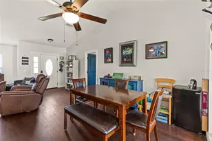 3703 31st St E, Bradenton, FL 34208 - Photo 5