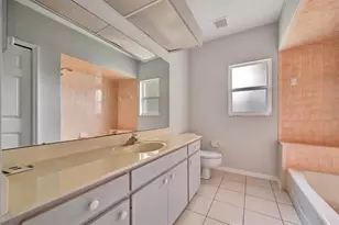 6864 Corral Ct, Sarasota, FL 34243 - Photo 29