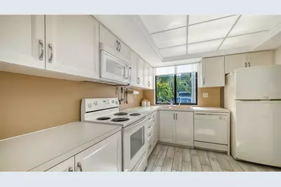 6287 Midnight Pass Road #103, Sarasota, FL 34242 - Photo 15