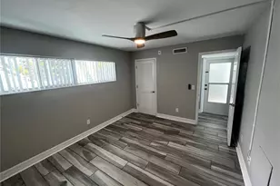 2566 Gary Cir, Dunedin, FL 34698 - Photo 27