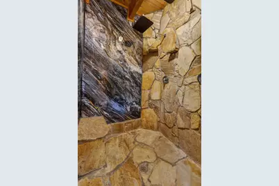 6888 Myakka Valley Trl, Sarasota, FL 34241 - Photo 21