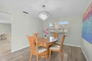 3761 Countryside Rd, Sarasota, FL 34233 - Photo 7