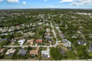 3761 Countryside Rd, Sarasota, FL 34233 - Photo 39