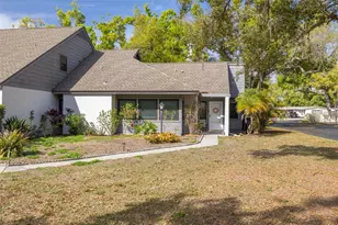 3210 Golden Eagle Ln, Sarasota, FL 34231 - Photo 1