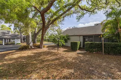 3210 Golden Eagle Lane, Sarasota, FL 34231 - Photo 7