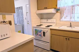 5929 Easy St, Bradenton, FL 34207 - Photo 5