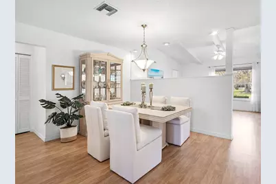 4266 Oakhurst Circle E #3060, Sarasota, FL 34233 - Photo 5