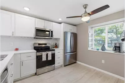 5905 36th Avenue Circle W, Bradenton, FL 34209 - Photo 5
