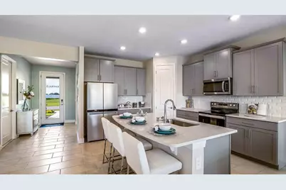 5235 Rosado Run, Lakewood Ranch, FL 34211 - Photo 3