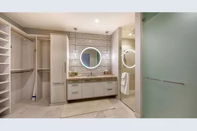 1561 Gulf Of Mexico Drive #304, Longboat Key, FL 34228 - Photo 35