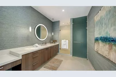 1561 Gulf Of Mexico Drive #304, Longboat Key, FL 34228 - Photo 49