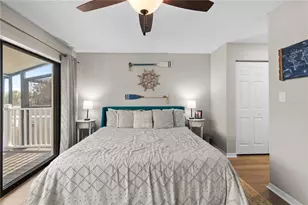 1752 Stickney Point Rd, Sarasota, FL 34231 - Photo 43