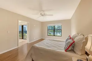 3864 Wilshire Cir W, Sarasota, FL 34238 - Photo 25