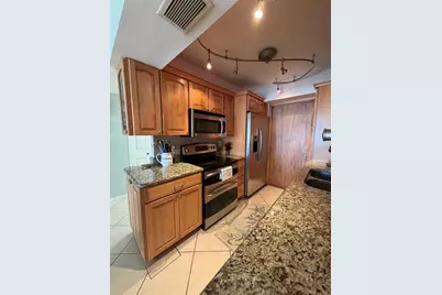 3806 Gulf Of Mexico Drive #C211, Longboat Key, FL 34228 - Photo 5