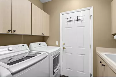 6582 Waters Edge Way, Lakewood Ranch, FL 34202 - Photo 45