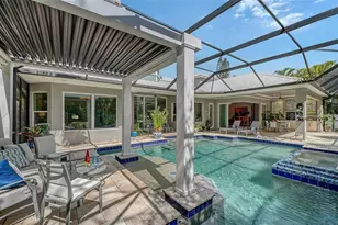 1794 Cunliff Ln, Sarasota, FL 34239 - Photo 33