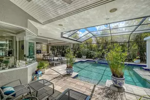 1794 Cunliff Ln, Sarasota, FL 34239 - Photo 31