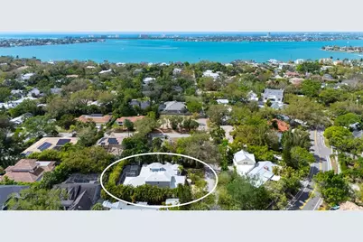 1794 Cunliff Lane, Sarasota, FL 34239 - Photo 35